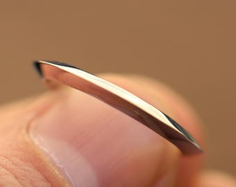 White Gold Knife Edge Wedding Band, 14K Real White Gold Stacking Ring, Simple Wedding Band, Minimalist Wedding Ring Anniversary Gift For Her
