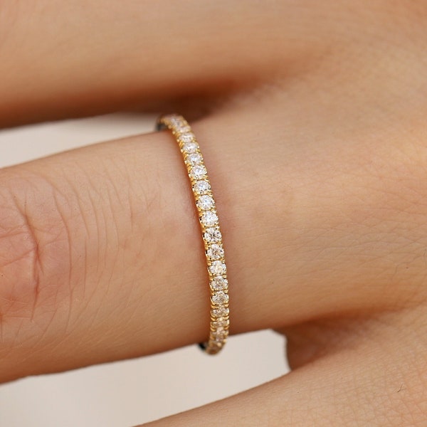 1,2 mm Micro Pave Half Eternity Vigselring – Lab Grown Diamond (CVD) eller Moissanite Ring i 10k eller 14k gult guld
