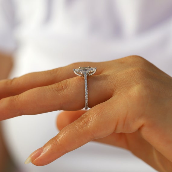 Alternatives To Diamond Engagement Rings 2024 | www.burtforest.com