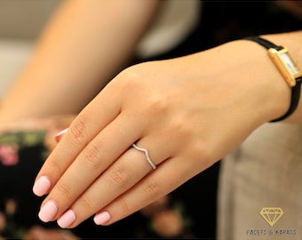 Geschwungener Hochzeit Band Weißgold Solid 14K Chevron Ring, V-Form Ring, simulierte Diamant Band halbe Ewigkeit Kontur Ehering, Ehering