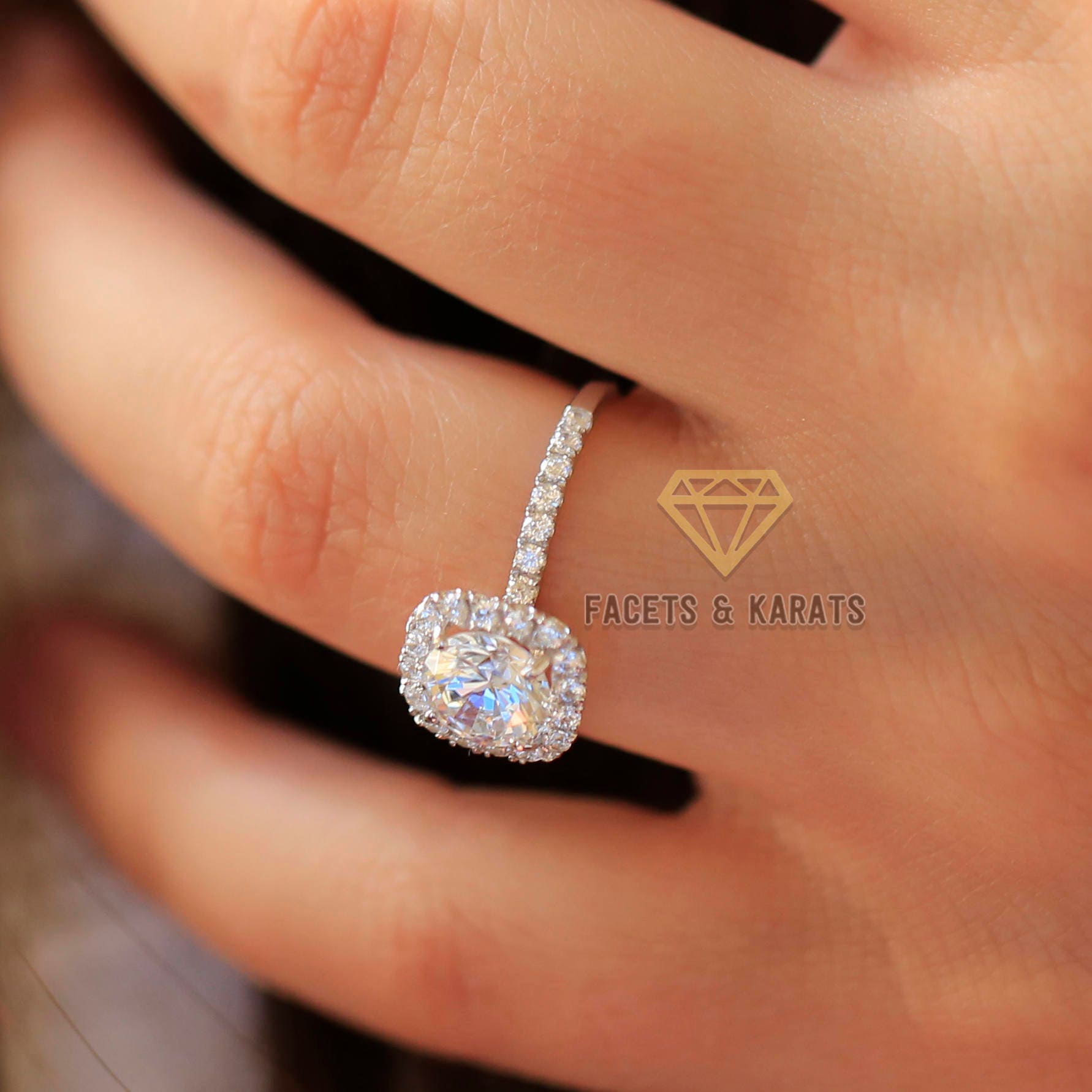 Bague De Fiançailles Simulée Or Blanc 14 Carats Avec Double Halo Diamant 2.25 Carats - Taille 4 à 12 US