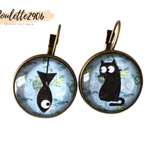 Cat and Fish - Bronze sleeper earrings with glass cabochon 20mm