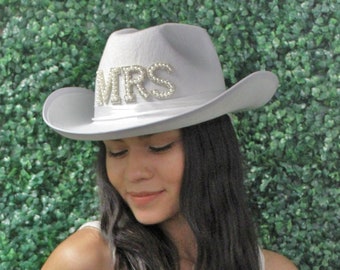 Bride Hat, Bridal shower hat, cowboy wedding,  white bride hat MRS Inspired Cowboy Hat bridal shower hat western wedding