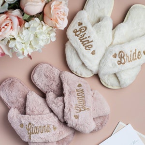 Personalized Bridal Slipper Bridesmaid Gifts Bridal Shower Wedding Bridesmaid Fluffy Bachelorette Hen Fluffy Slippers Christmas Gifts