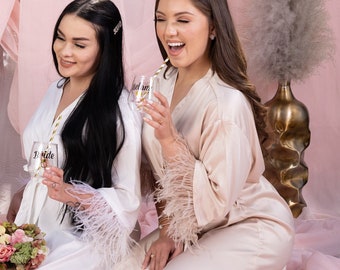 BATA DE FIESTA NUPCIAL Plumas, Pijamas, Regalos para despedidas de soltera, Pijamas de novia, Pijamas para fiesta nupcial, Batas de propuesta de dama de honor, Poliéster