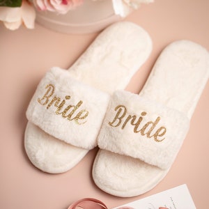 Personalized Gifts Personalized Slippers Bridesmaid gifts Bride gifts, bridal party bachelorette bridal shower gifts slippers, birthday