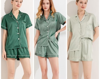 Bridal Party PJs Set of Green Bridesmaid Pajamas  Champagne Proposa Gift Satin Short Set  Bridesmaids Pajama Wedding Gift proposal gifts