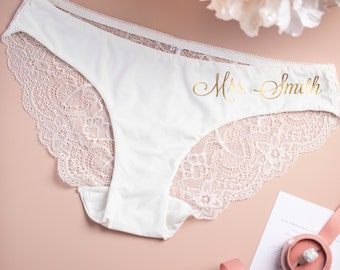 Cadeau personnalisé pour elle, mariée, culotte, dentelle, mariage, sous-vêtements, nuptiale, shower, bachelorette, cadeau lune de miel personnalisé, noël