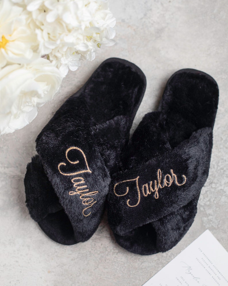 Wedding slippers, slippers for bride, bridesmaid slippers, white slippers, personalized slippers, getting ready slippers, bridal shower slippers, bridesmaid proposal, Christmas slippers,