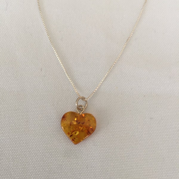 Small Baltic Amber Heart on 16'' Italian 925 Sterling Silver Box Chain