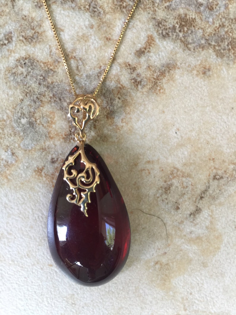 Baltic Amber Cherry Teardrop Shape Pendant Gold Plated Filigree Bail with 18/'/' Sterling Silver Gold Plated 18/'/' Italian Chain