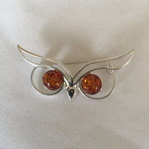 Baltic Amber Owl Pin