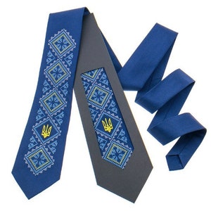 Ukrainian Classic tie with embroidery for men. Embroidered tie,Men's embroidered tie,Gift for Him Tie,Bow,Ukrainian style gift for husband