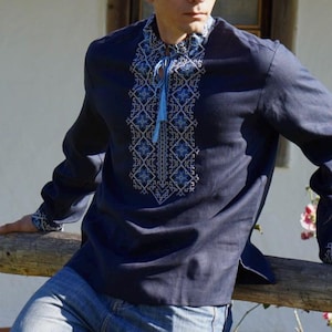 Blue Ukrainian shirt for men. Linen shirt, Men&#39;s embroidered. Ukrainian vyshyvanka. Traditional Ukrainian shirts Gift  for Easterfor Him