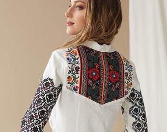 Ukrainian embroidered Linen blouse vyshyvanka blouse. White vyshyvanka bohemian ethnic shirt boho chic peasant, Gift for Her, Gift for Wife