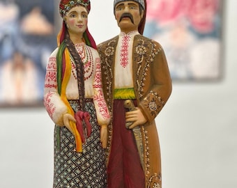 Hand painted Wooden Couple Statue, Handmade Wooden figurines Made in Ukraine 5th Anniversary, Wife, Husband, Wedding gift