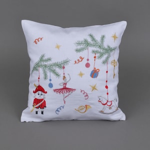 Embroidered Linen Pillow Cover (40x40 CM): Floral Home Decor, Organic Pillowcase