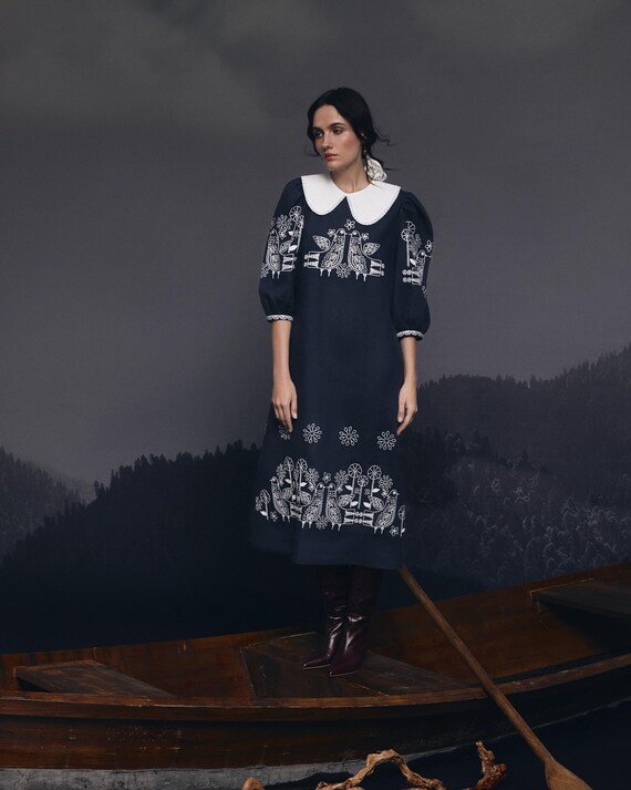 navy blue dress with white birds 1970s Navy Blue & White Birds on a Wire Novelty Print Dress Canned Ham Vintage