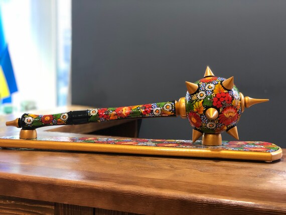 【世界遺産ペトリキウカ塗り】木製ブラバ　ウクライナ　御守り　縁起物　手描き 合格祈願 お守り 木札絵馬ストラップ 絵馬型 大 根付紐 赤 付き