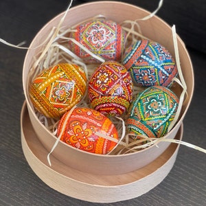 Set 6 Easter wooden eggs with wooden box, Ukrainian traditional pysanky, Hand painted ornament eggs, Ukraine souvenir and Hand made painting