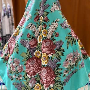Mint Ukrainian shawl 80% Wool, Traditional Ukrainian scarf, Gifts for women, Daughter scarf flower, Valentine’s, Gift for wife, Mother