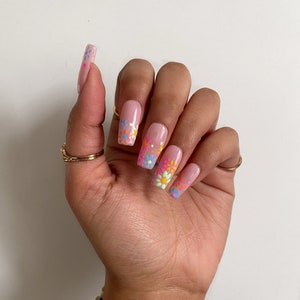 In Bloom | Spring Floral Print Design Press On Nails Trendy Nails Luxury Reusable glue on nails Hand Painted Custom fake nails