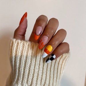 Spooky Season | Halloween Press On Nails