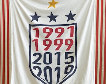 USWNT Blanket / Women's Soccer Blanket / Megan Rapinoe / Alex Morgan / United States Women's Soccer / USA Soccer /Soccer Gift