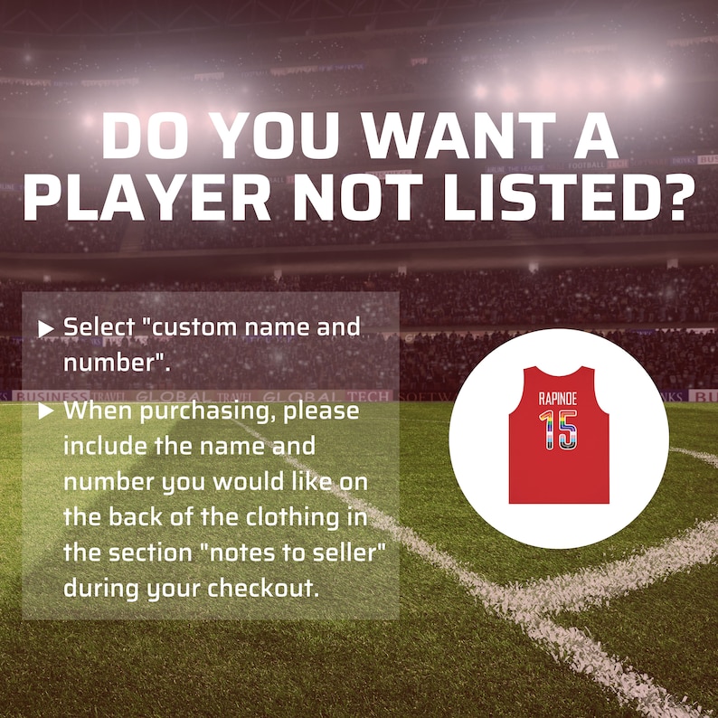 Puede incluir: Un campo verde con l&iacute;neas blancas, una camiseta roja con el nombre "RAPINDE" y el n&uacute;mero "15" en la espalda, y texto que dice "DO YOU WANT A PLAYER NOT LISTED?" Selecciona "nombre personalizado y n&uacute;mero". Al comprar, incluye el nombre y el n&uacute;mero que deseas en la parte posterior de la prenda en la secci&oacute;n "notas para el vendedor" durante el proceso de pago.