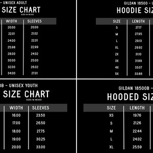 Pu&ograve; includere: Tabelle delle taglie in bianco e nero per felpe Gildan unisex per adulti e ragazzi, girocollo e con cappuccio. Le tabelle mostrano le misure in cm per lunghezza, larghezza e maniche, taglie XS-5X.