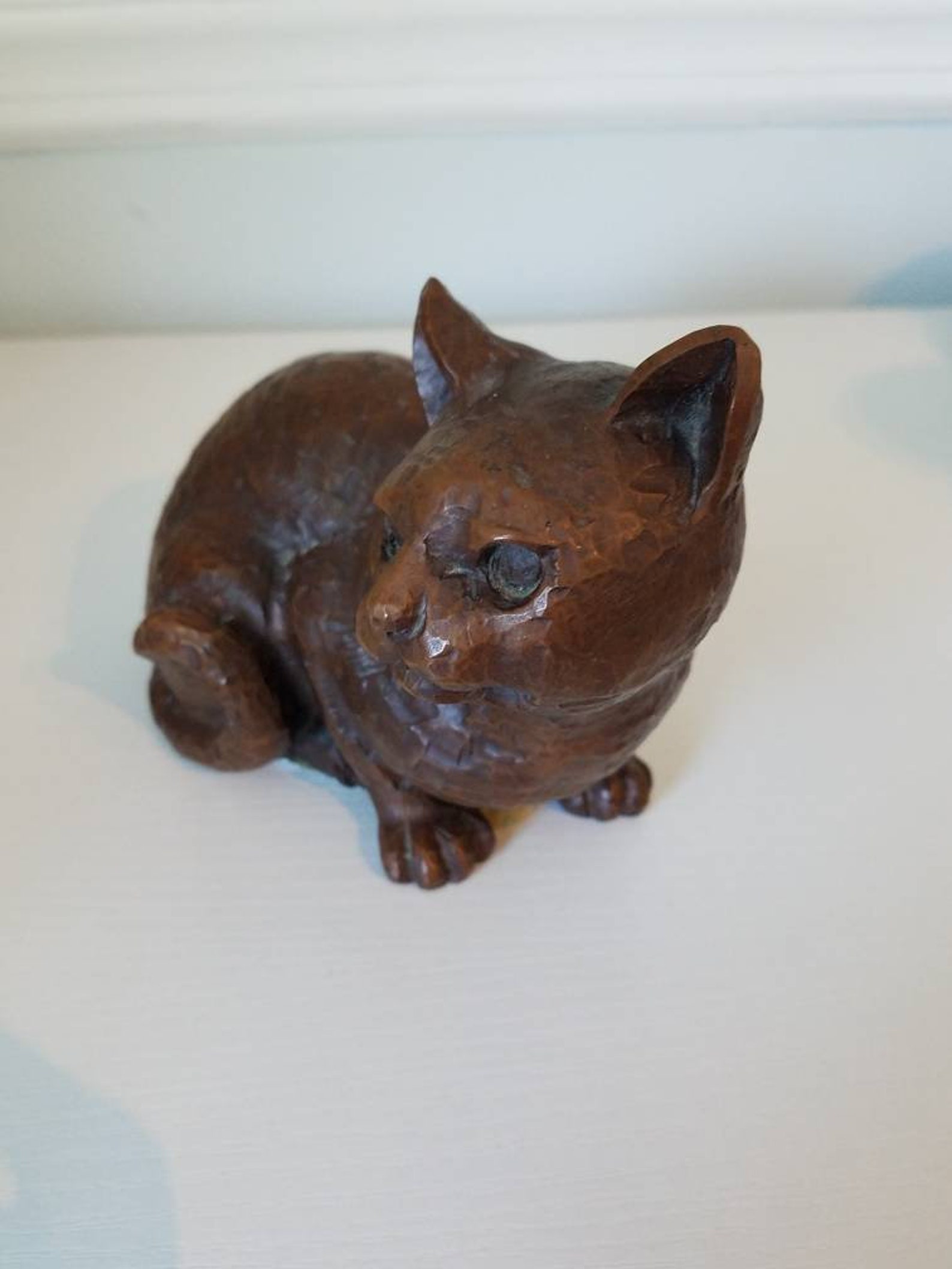 Red Mill Pecan Shell Resin Cat Sculpture Etsy