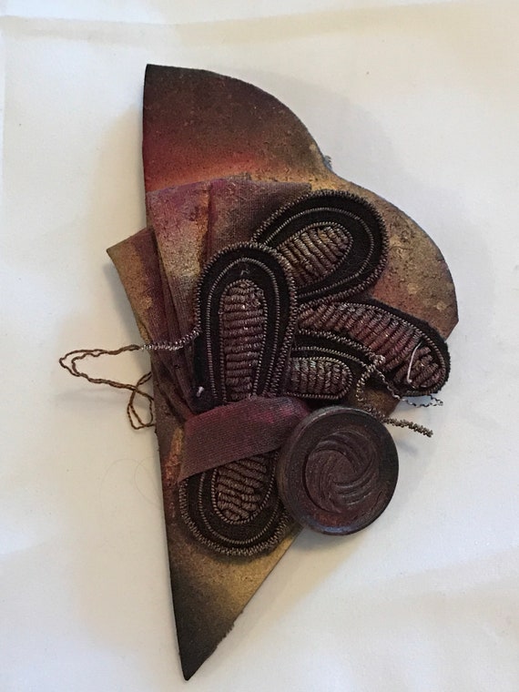 Brooches. Fabric and leather. Gem