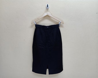 YVES SAINT LAURENT Made In France Vintage Clothing Black Color Black Lining Wool Knee Straight Midi Skirts.