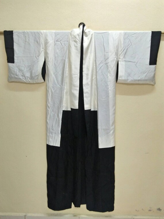 Noir blanc KIMONO traditionnel japonais vêtements Vintage Kuro Muji Muji Muji Tomesode Mofuku hommes couleur hiver été longues Robes. 547cc2 Noir blanc KIMONO traditionnel japonais vêtements Vintage Kuro Muji Muji Muji Tomesode Mofuku hommes couleur hiver été longues Robes. 547cc2