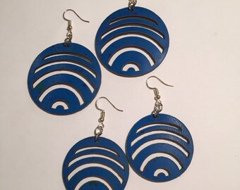 SPECKLED Blue LEATHER EARRINGS, round shape, cutout, lightweight design, statement earrings, handmade, two sizes available, Mother's Day