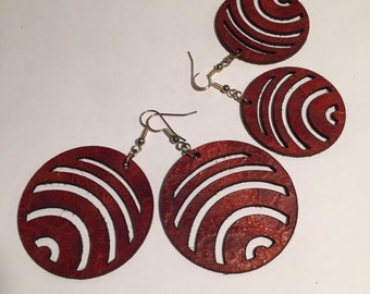 RED BROWN EARRINGS, circular leather earrings, slit cutout earrings, unique earrings, hand crafted earrings, mother's day earrings, 2 sizes