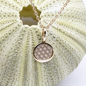 FLOWER OF LIFE pendant 10mm (1 cm) • flower of life necklace • sacred geometry spiritual jewelry • protective talisman • flower of life charm