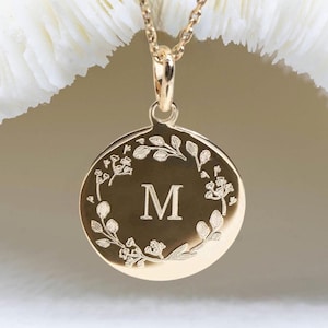 regalos de bautizo • medalla de bautizo de 17 mm • bautizo de bebé • joyas de bautizo • collar de bautizo • collar con letras • regalo de nacimiento para ella
