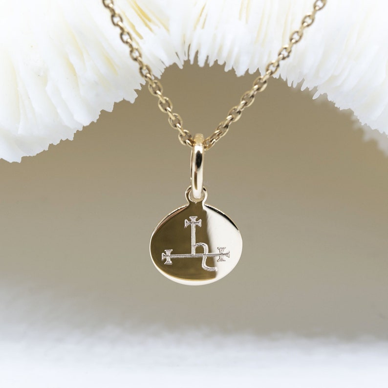 Lilith necklace