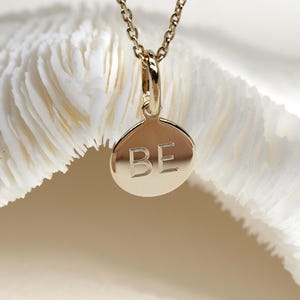 Collar de letras • Colgante INICIAL personalizado 9 mm • collar con dije de letra • collar con inicial • joyería inicial • collar con dije inicial