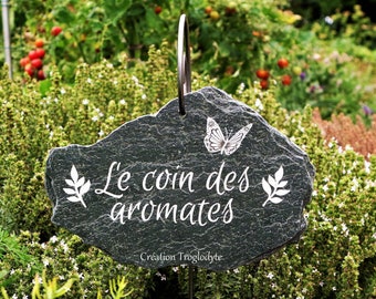 Ardoise décorative peinte, pour agrémenter votre coin aromates et accompagner vos étiquettes de jardin, une déco responsable et durable