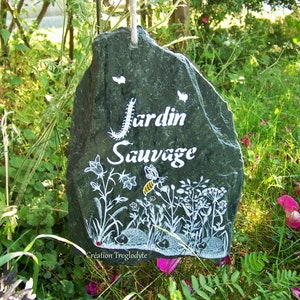 Pancarte de jardin, plaque en ardoise peinte main, pour la décoration de jardin, jardin sauvage, un clin d'œil à la nature image 1