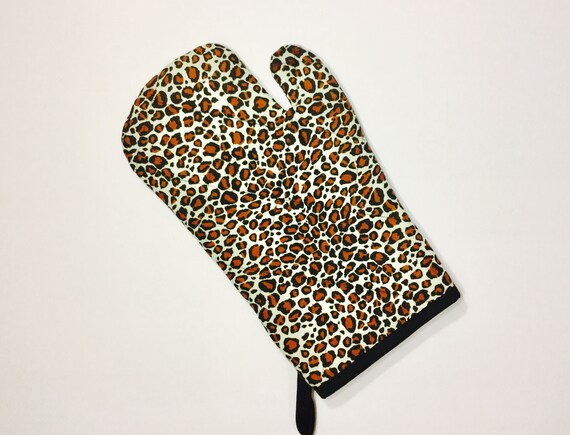 Leopard Animal Print Kitchen Oven Mitt Ready To Ship Leopard Animal Print Kitchen Oven Mitt Ready To Ship