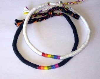 Bracelet de cheville atebas arc-en-ciel wrap hippie anklet gay pride Brasilda Rainbow