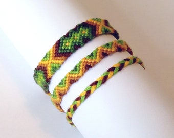 Bracelets d'amitié brésiliens jaune vert marron motifs géométriques hippie Brasilda