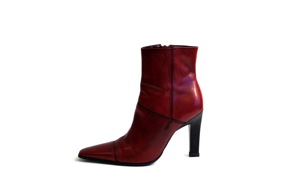 red long boots uk