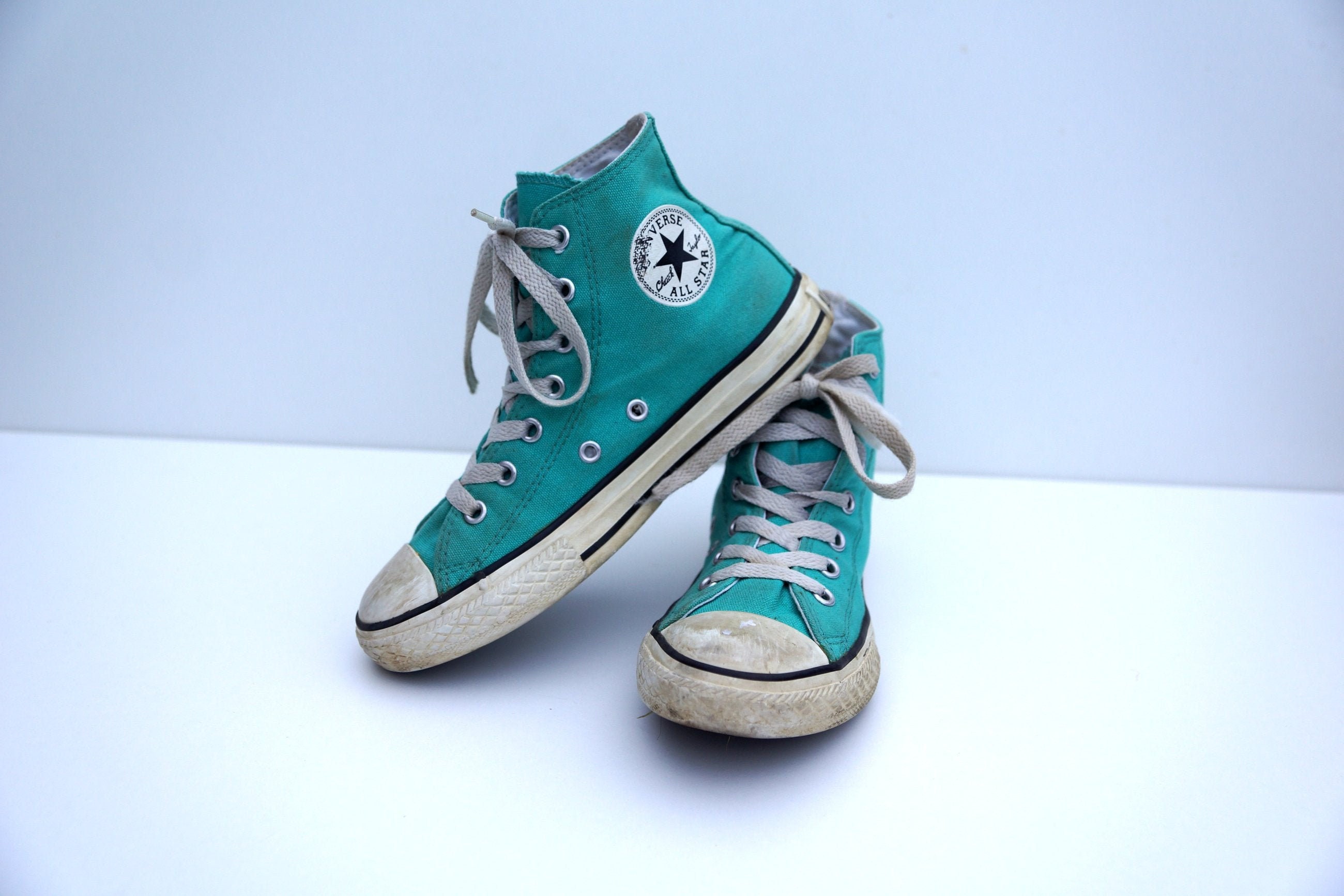 Used converse - Etsy