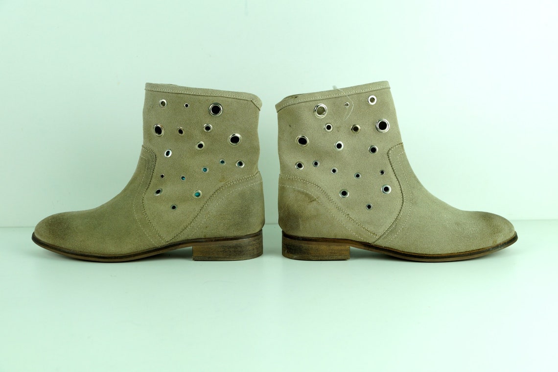 beige ankle boots size 4