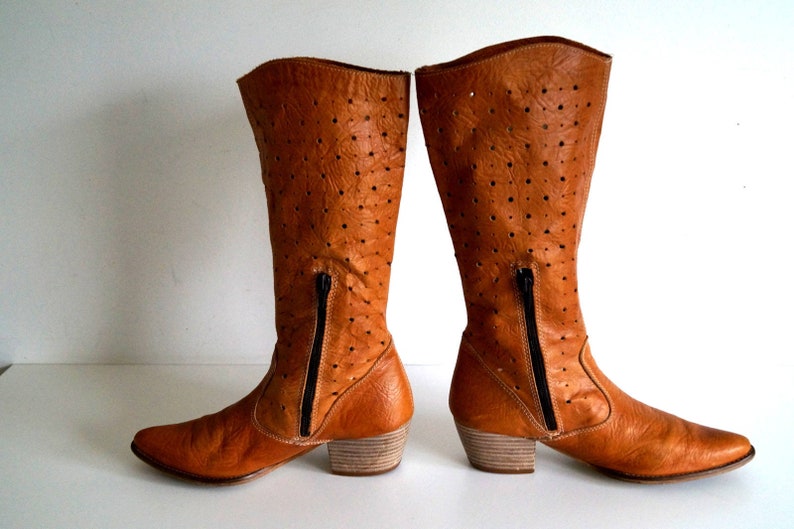 Boho style boots | Stiefel, Schuhe frauen und Sommerstiefel Boho style boots | Stiefel, Schuhe frauen und Sommerstiefel
