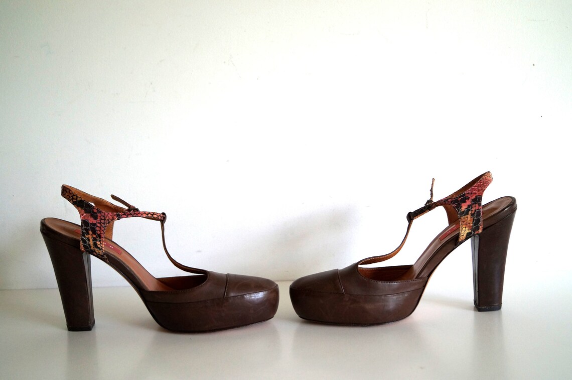 logan shoes official site
